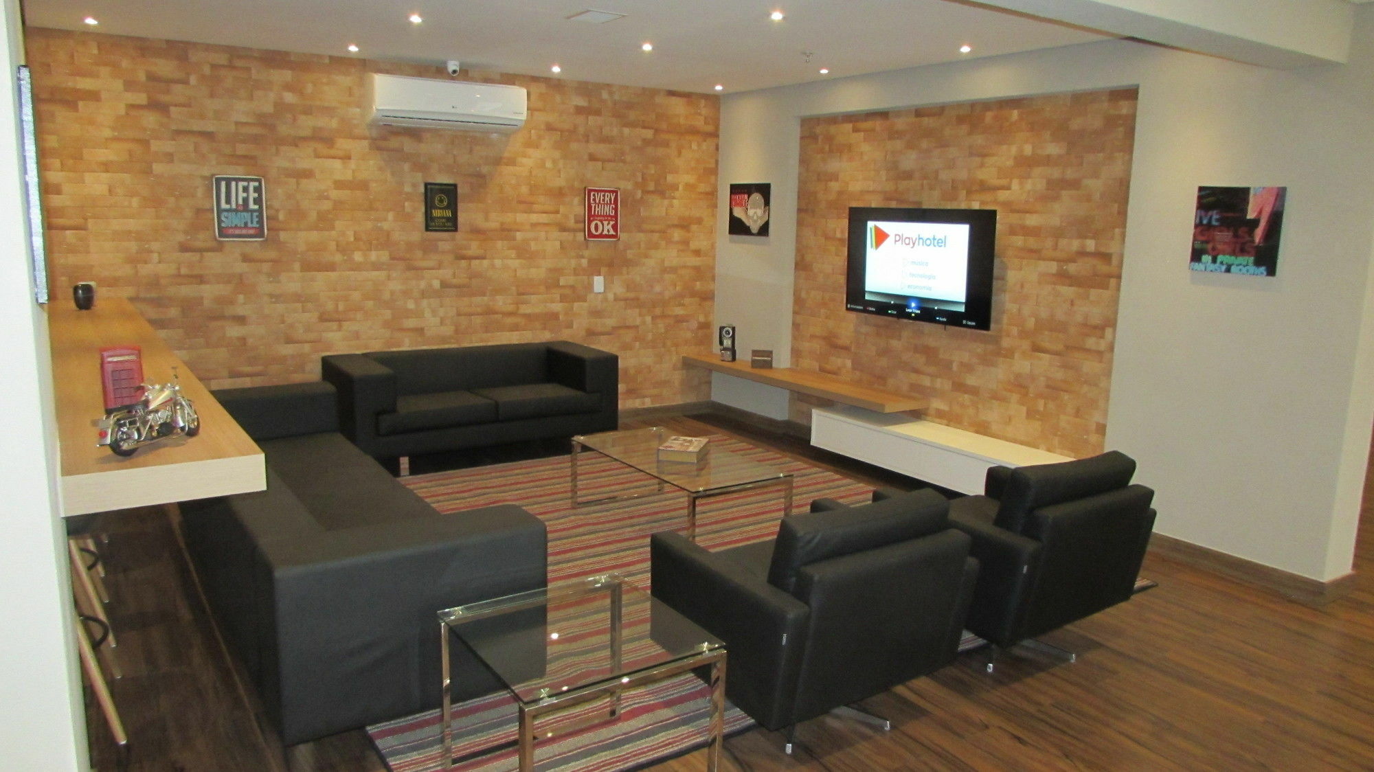 I5 Play Hotel Aguas Claras Esterno foto